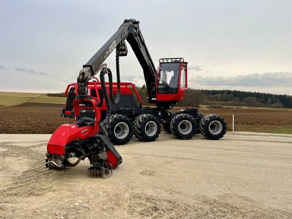 Komatsu 901 XC - Harvester: das Bild 2 Komatsu 901 XC - Harvester: das Bild 2