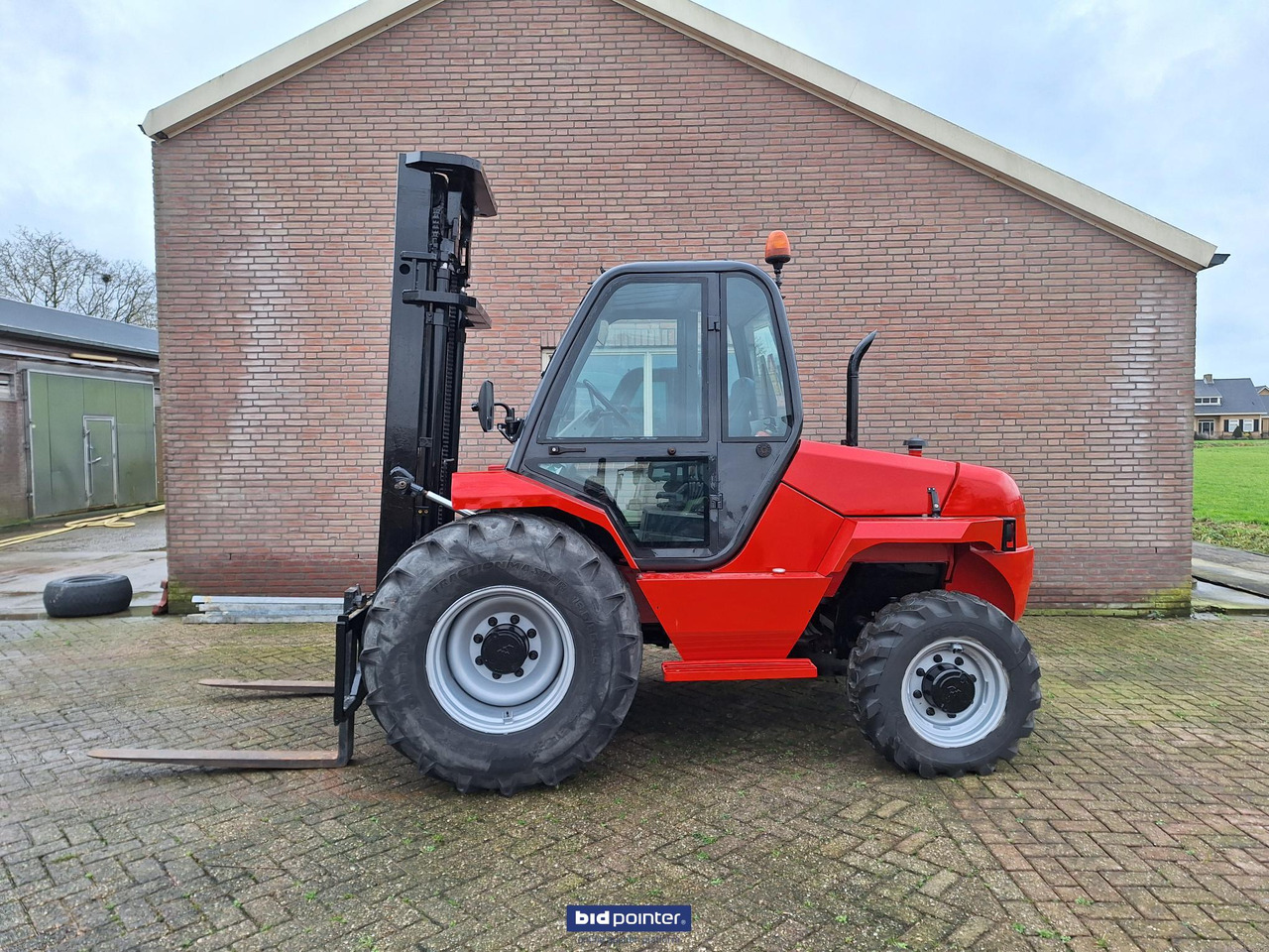Manitou 30-4 4x4 - Dieselstapler: das Bild 2 Manitou 30-4 4x4 - Dieselstapler: das Bild 2