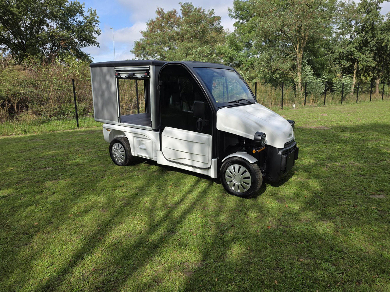 Legier pulse 4 lithuim - Golfmobil: das Bild 2 Legier pulse 4 lithuim - Golfmobil: das Bild 2