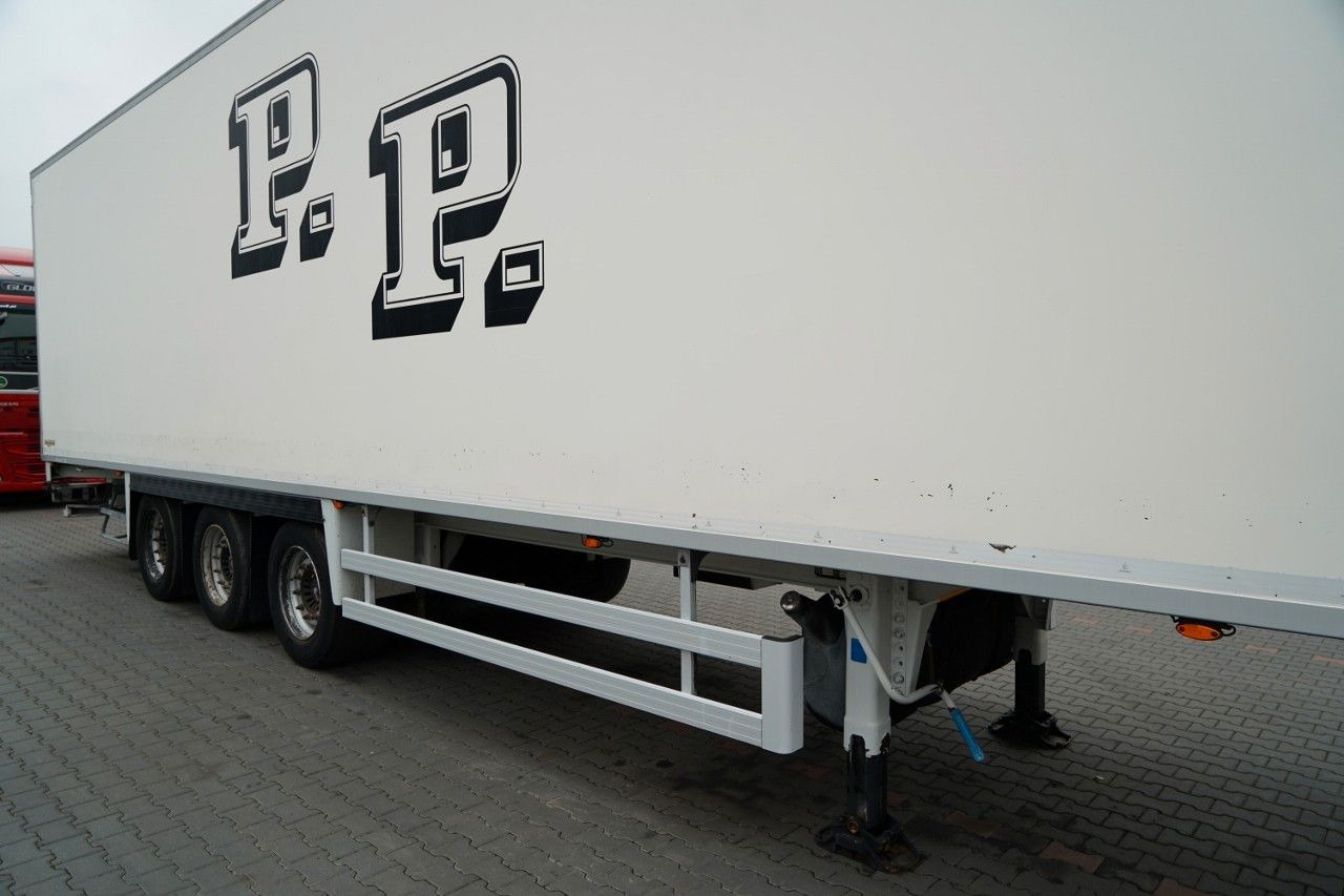 Chereau CHŁODNIA / CARRIER VECTOR 1950MT / DOPPELSTOCK - Kühlkoffer Auflieger: das Bild 5 Chereau CHŁODNIA / CARRIER VECTOR 1950MT / DOPPELSTOCK - Kühlkoffer Auflieger: das Bild 5