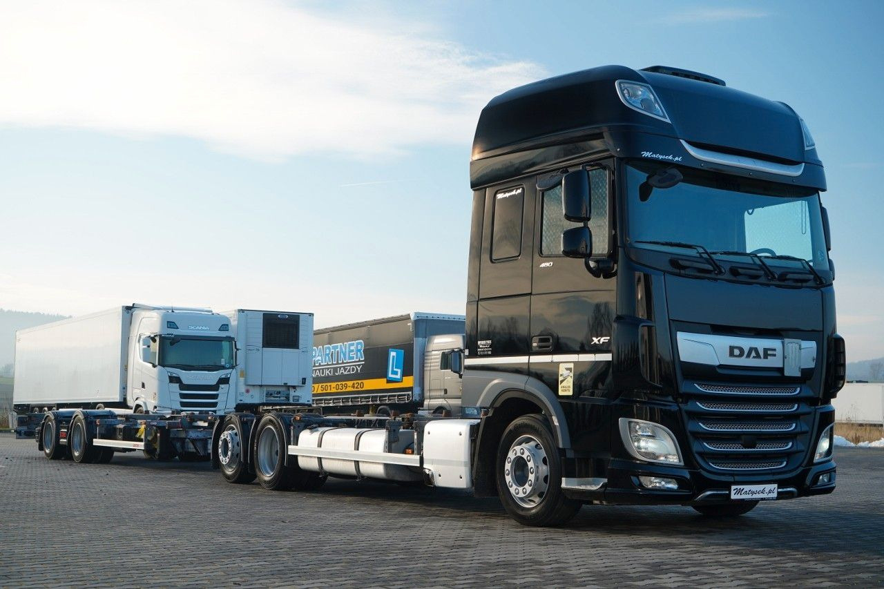 DAF XF 480 / BDF / 6X2 / ZESTAW TANDEM / SSC / I-PAR - Containerwagen/ Wechselfahrgestell LKW: das Bild 4 DAF XF 480 / BDF / 6X2 / ZESTAW TANDEM / SSC / I-PAR - Containerwagen/ Wechselfahrgestell LKW: das Bild 4