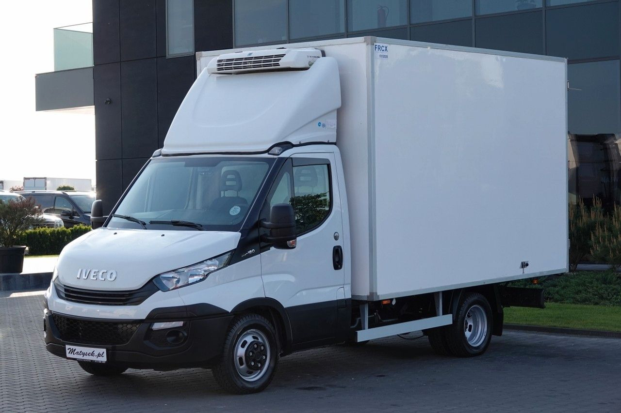 Iveco DAILY / 3.0D -180KM / CHŁODNIA / HAKÓWKA / AGRE - Kühltransporter: das Bild 3 Iveco DAILY / 3.0D -180KM / CHŁODNIA / HAKÓWKA / AGRE - Kühltransporter: das Bild 3