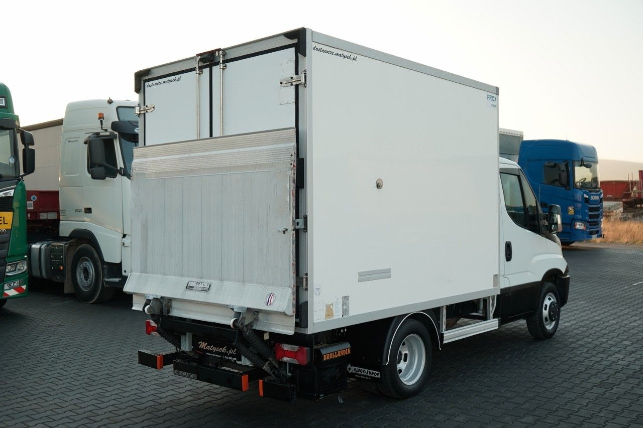 Iveco DAILY 35-130 / CHŁODNIA / AGREGAT CARRIER / WIND - Kühltransporter: das Bild 5 Iveco DAILY 35-130 / CHŁODNIA / AGREGAT CARRIER / WIND - Kühltransporter: das Bild 5