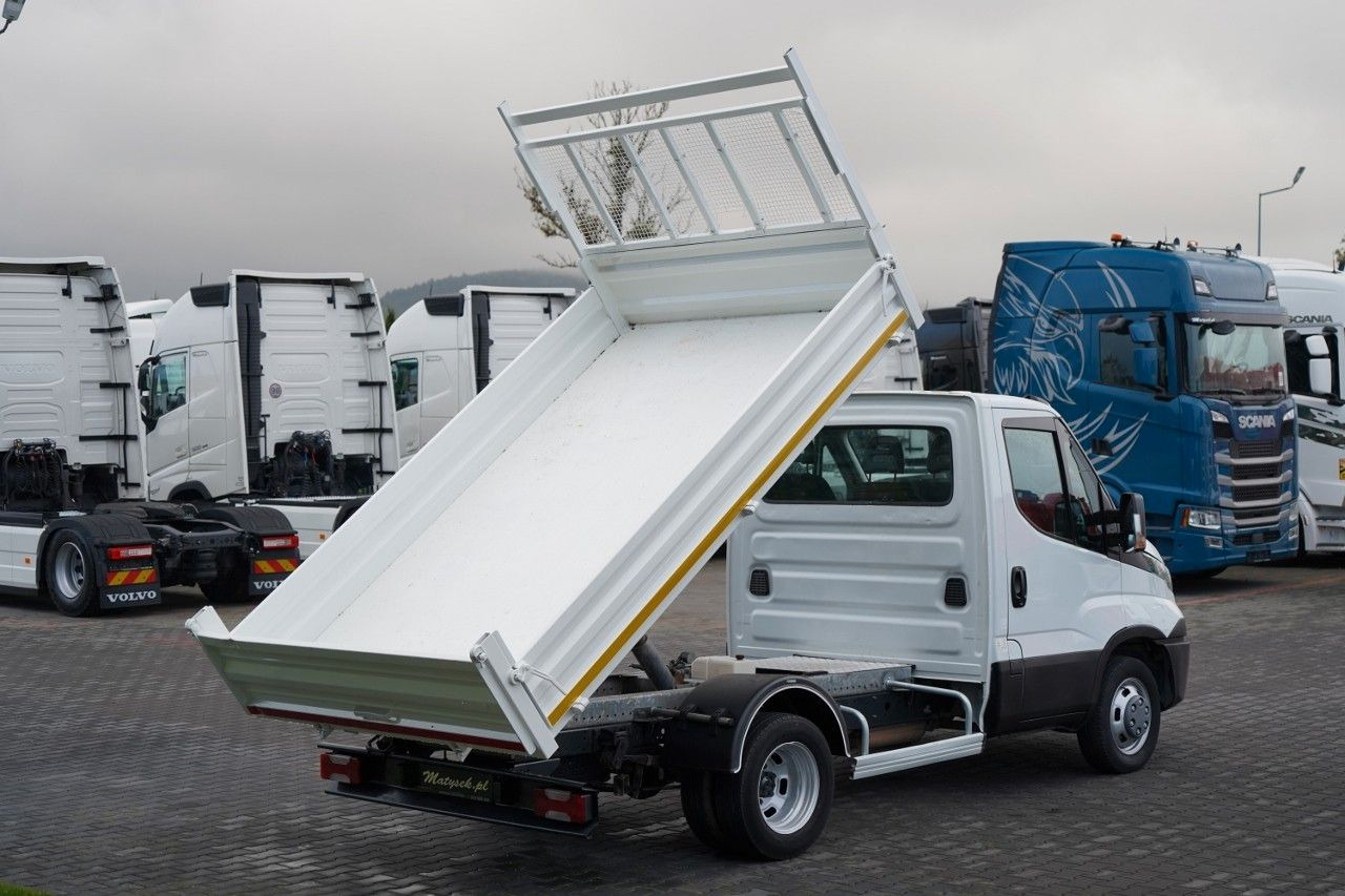 Iveco DAILY 35-130 / WYWROTKA TYLNOZSYPOWA / BLIŹNIAK - Kipper Transporter: das Bild 4 Iveco DAILY 35-130 / WYWROTKA TYLNOZSYPOWA / BLIŹNIAK - Kipper Transporter: das Bild 4