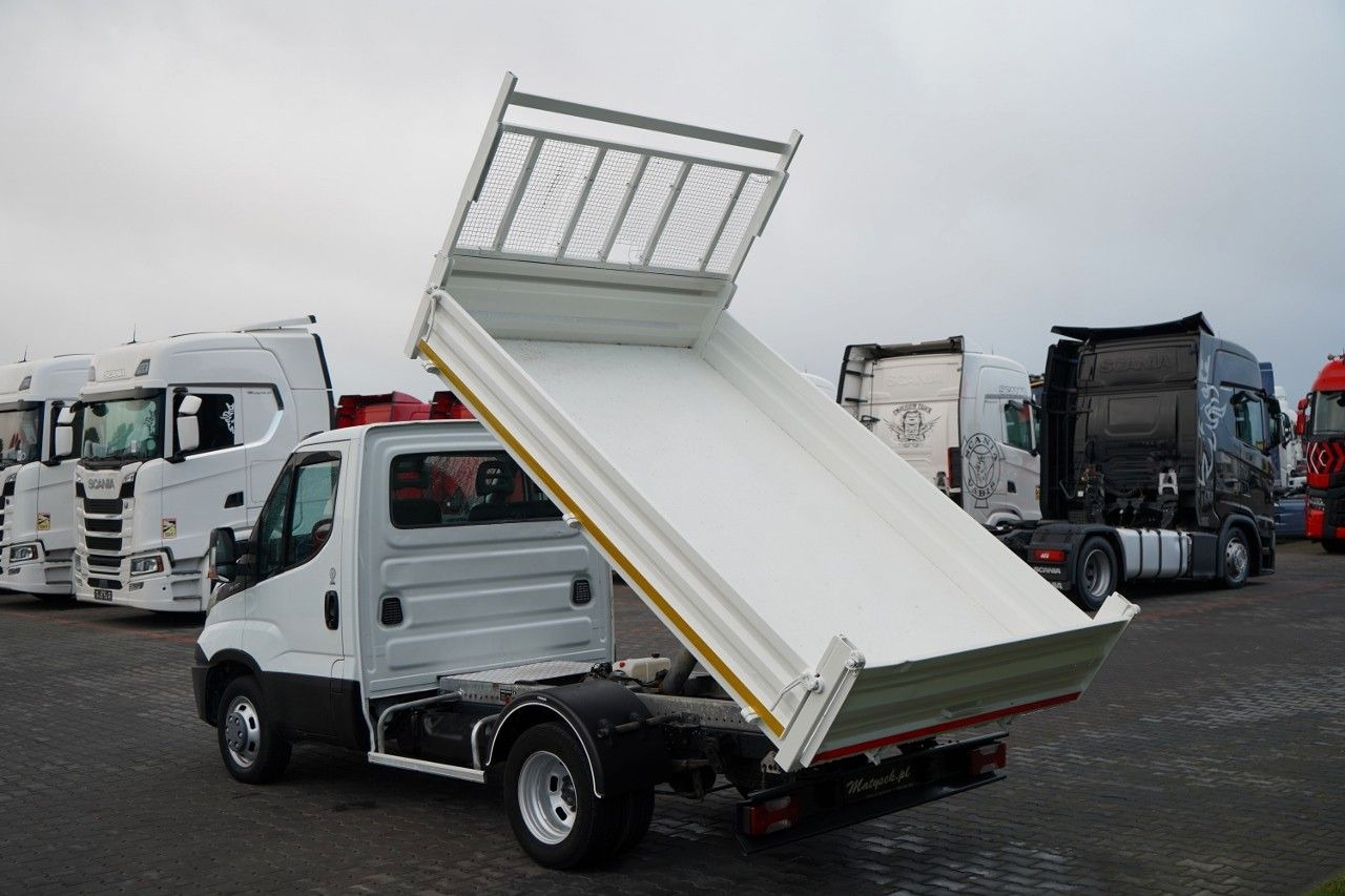 Iveco DAILY 35-130 / WYWROTKA TYLNOZSYPOWA / BLIŹNIAK - Kipper Transporter: das Bild 3 Iveco DAILY 35-130 / WYWROTKA TYLNOZSYPOWA / BLIŹNIAK - Kipper Transporter: das Bild 3