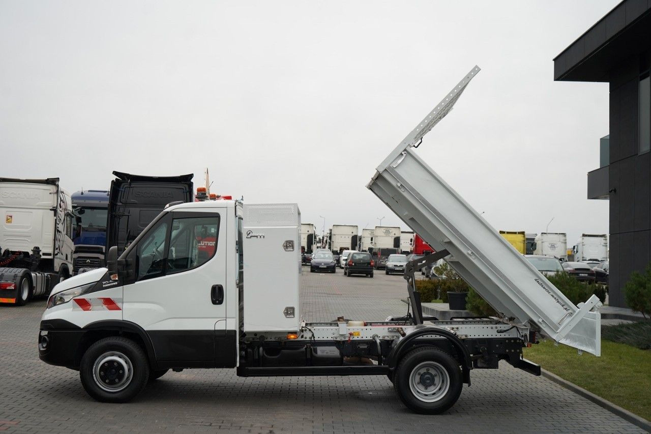 Iveco DAILY 70-180 / WYWROTKA TYLNOZSYPOWA / DMC 7 TON - Kipper Transporter: das Bild 5 Iveco DAILY 70-180 / WYWROTKA TYLNOZSYPOWA / DMC 7 TON - Kipper Transporter: das Bild 5