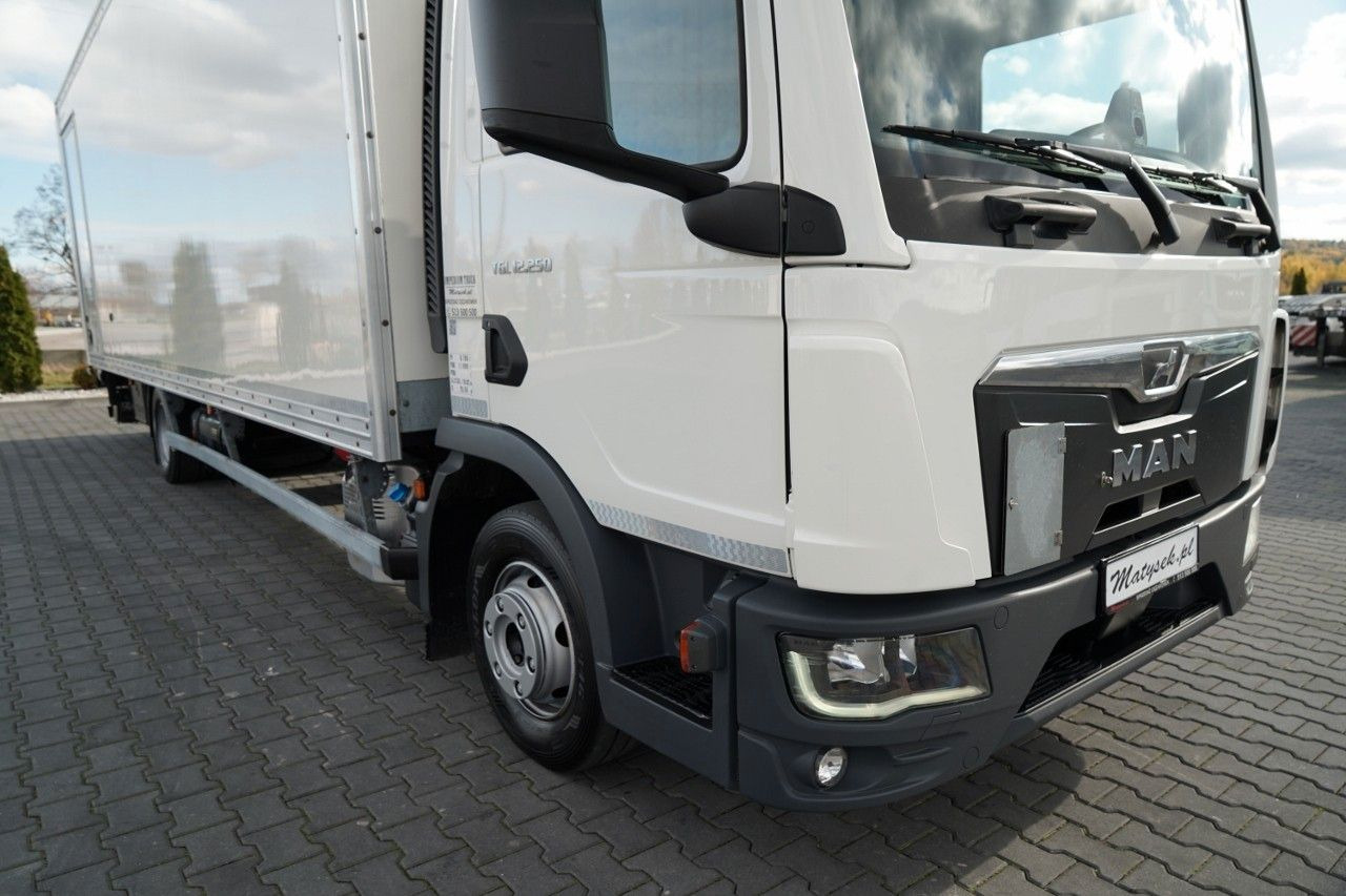 Koffer LKW MAN TGL 12.250 / SOLÓWKA / KONTENER 8 M / WINDA / BO: das Bild 7 Koffer LKW MAN TGL 12.250 / SOLÓWKA / KONTENER 8 M / WINDA / BO: das Bild 7