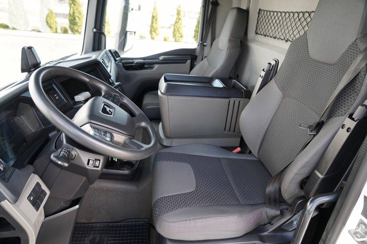 Koffer LKW MAN TGL 12.250 / SOLÓWKA / KONTENER 8 M / WINDA / BO: das Bild 29 Koffer LKW MAN TGL 12.250 / SOLÓWKA / KONTENER 8 M / WINDA / BO: das Bild 29