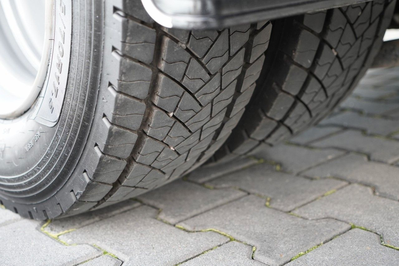 Koffer LKW MAN TGL 12.250 / SOLÓWKA / KONTENER 8 M / WINDA / BO: das Bild 26 Koffer LKW MAN TGL 12.250 / SOLÓWKA / KONTENER 8 M / WINDA / BO: das Bild 26