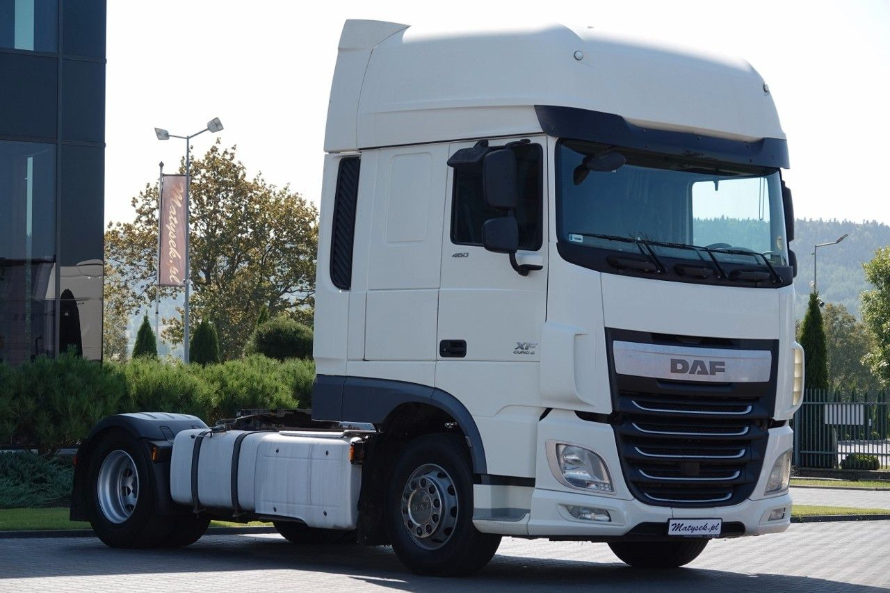 DAF XF 460 / MANUAL / STANDARD / SUPER SPACE CAB - Sattelzugmaschine: das Bild 1 DAF XF 460 / MANUAL / STANDARD / SUPER SPACE CAB - Sattelzugmaschine: das Bild 1
