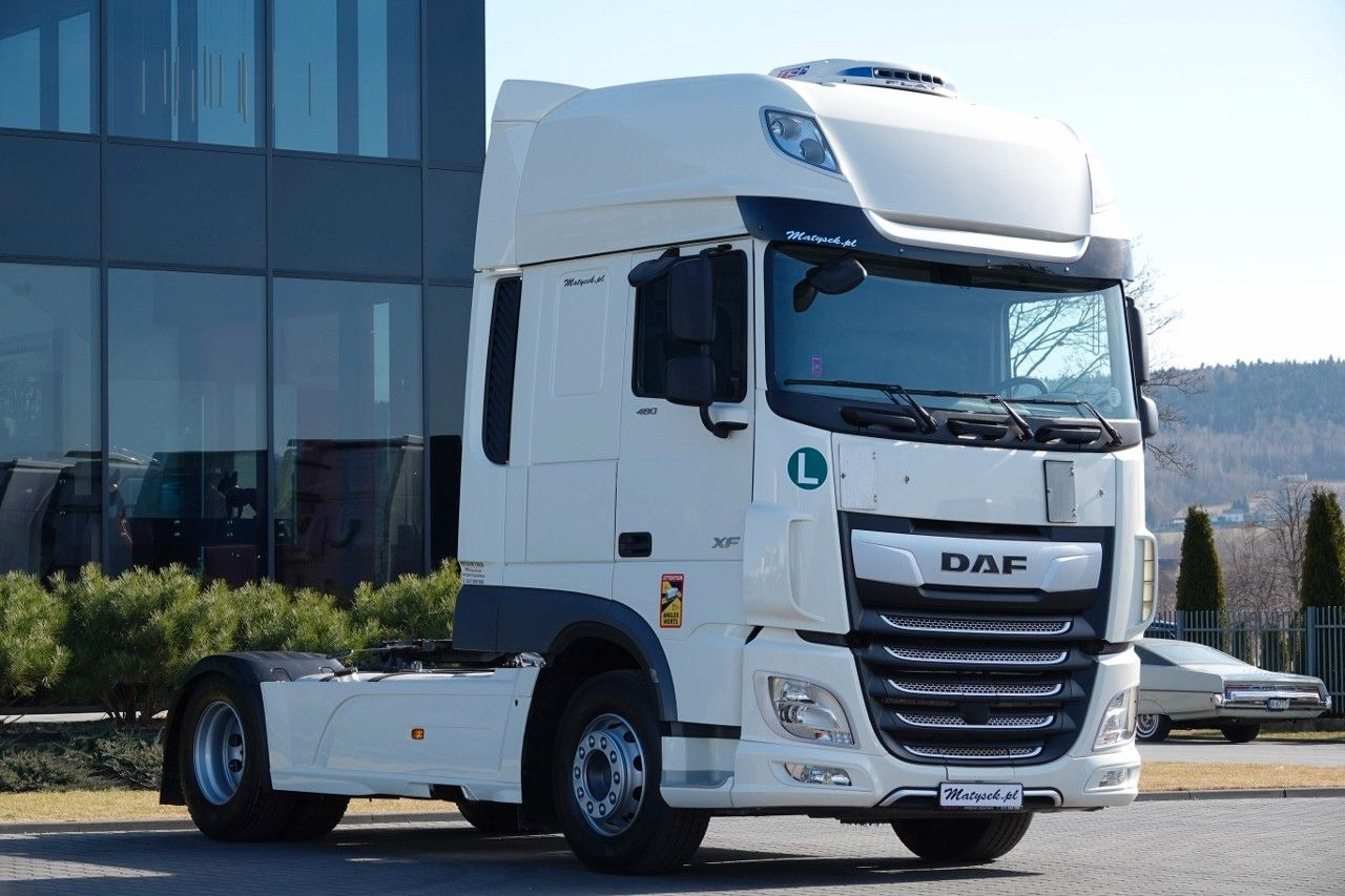 DAF XF 480 / SUPER SPACE CAB / I-PARK COOL / OPONY 1 - Sattelzugmaschine: das Bild 2 DAF XF 480 / SUPER SPACE CAB / I-PARK COOL / OPONY 1 - Sattelzugmaschine: das Bild 2