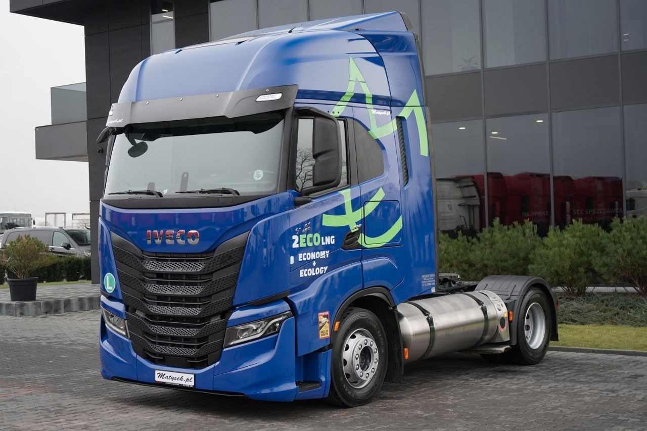 Iveco S-WAY / 460 / RETARDER / LNG - Sattelzugmaschine: das Bild 4 Iveco S-WAY / 460 / RETARDER / LNG - Sattelzugmaschine: das Bild 4