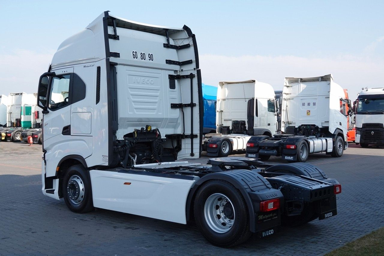 Iveco S-WAY / 510 / RETARDER / I-PARK COOL / PO KONTRA - Sattelzugmaschine: das Bild 4 Iveco S-WAY / 510 / RETARDER / I-PARK COOL / PO KONTRA - Sattelzugmaschine: das Bild 4