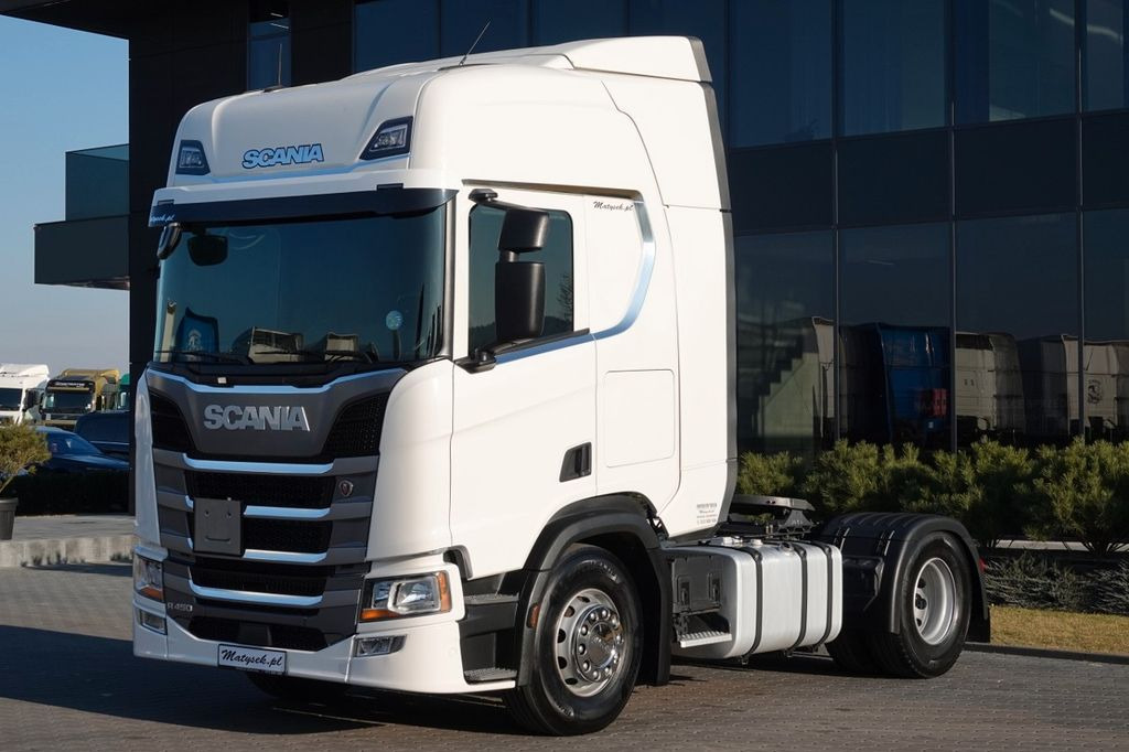 Scania R 450 / RETARDER / HYDRAULIKA / PO KONTRAKCIE SE Scania R 450 / RETARDER / HYDRAULIKA / PO KONTRAKCIE SE - Sattelzugmaschine: das Bild 2 Scania R 450 / RETARDER / HYDRAULIKA / PO KONTRAKCIE SE Scania R 450 / RETARDER / HYDRAULIKA / PO KONTRAKCIE SE - Sattelzugmaschine: das Bild 2