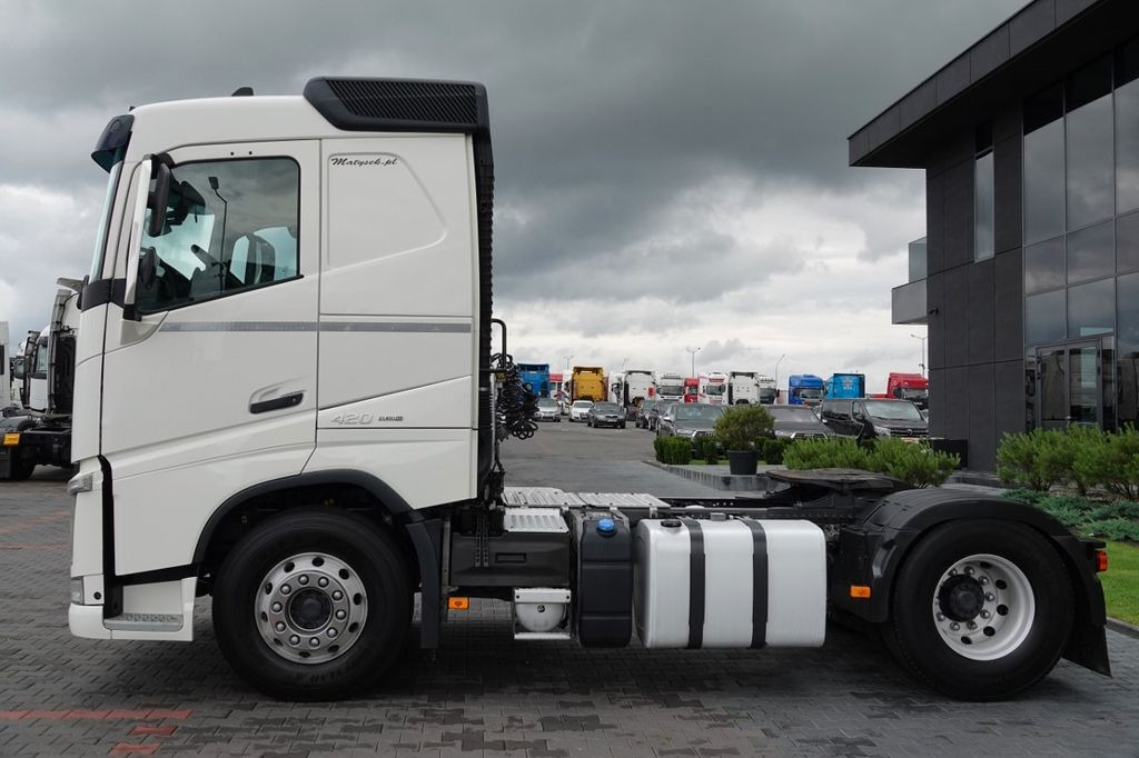 Volvo FH 420 / 13 L / PEŁNY ADR / 2017 ROK / LOW CAB - Sattelzugmaschine: das Bild 3 Volvo FH 420 / 13 L / PEŁNY ADR / 2017 ROK / LOW CAB - Sattelzugmaschine: das Bild 3