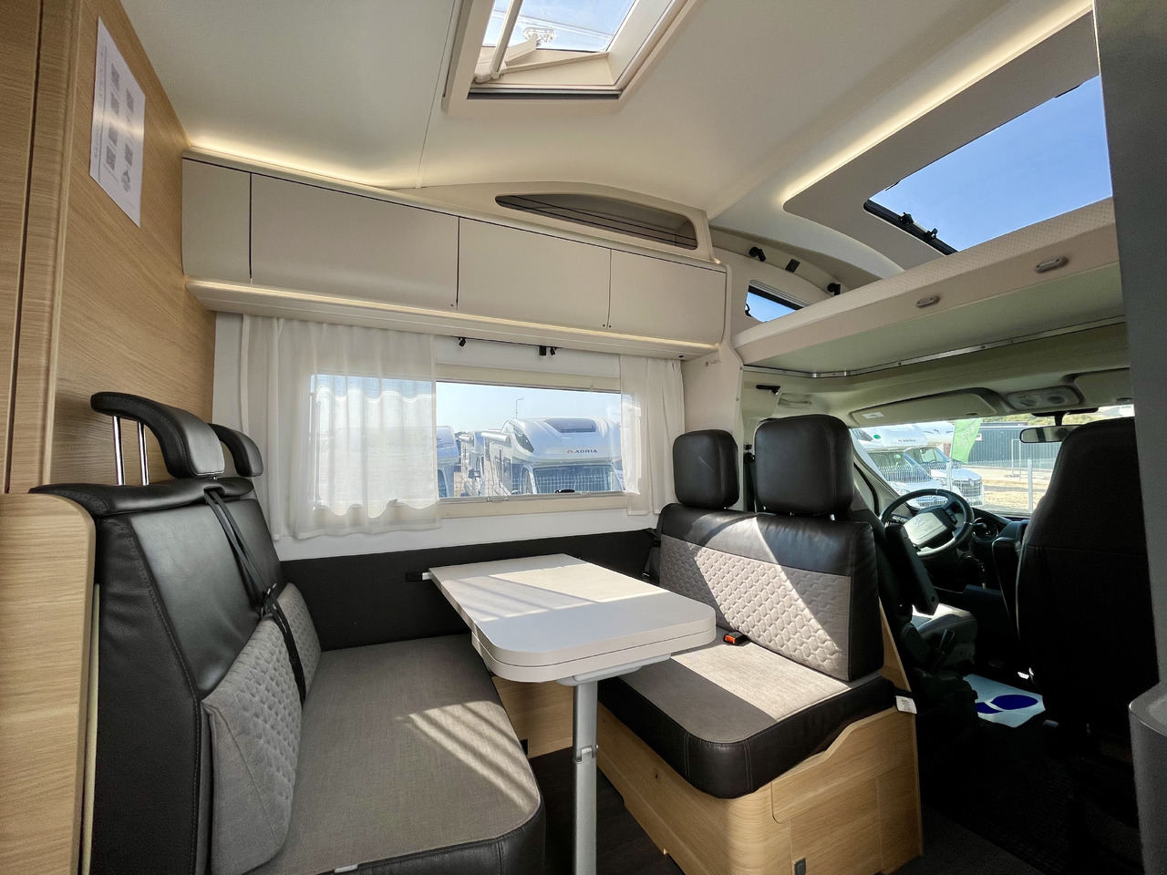 ADRIA - Alkoven Wohnmobil: das Bild 5 ADRIA - Alkoven Wohnmobil: das Bild 5