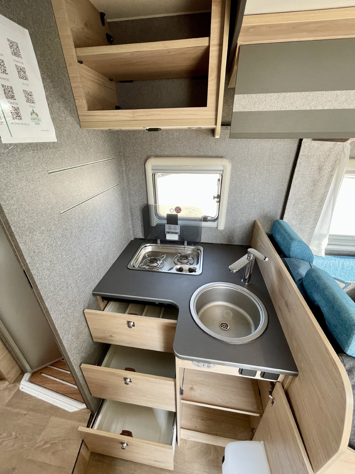 Teilintegriertes Wohnmobil DETHLEFFS Just Go T7055 EB: das Bild 11