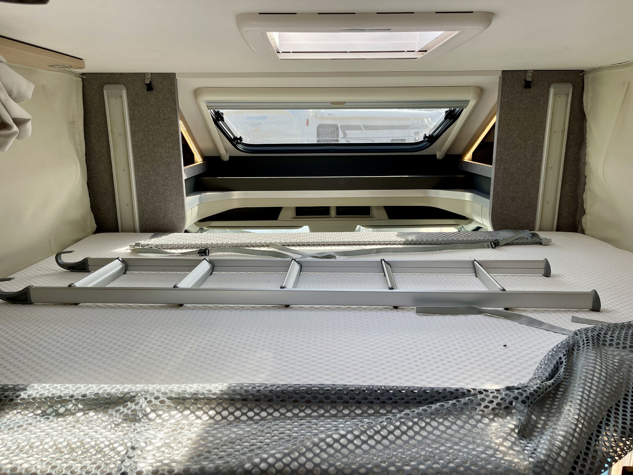 Teilintegriertes Wohnmobil DETHLEFFS Just Go T7055 EB: das Bild 15