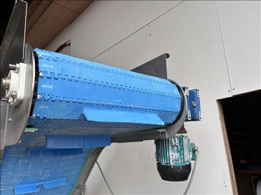 NNP Flighted elevator conveyor - Fördertechnik: das Bild 5 NNP Flighted elevator conveyor - Fördertechnik: das Bild 5
