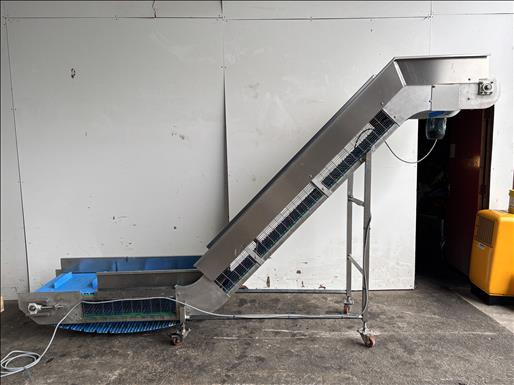 NNP Flighted elevator conveyor - Fördertechnik: das Bild 1 NNP Flighted elevator conveyor - Fördertechnik: das Bild 1