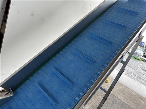NNP Flighted elevator conveyor - Fördertechnik: das Bild 4 NNP Flighted elevator conveyor - Fördertechnik: das Bild 4