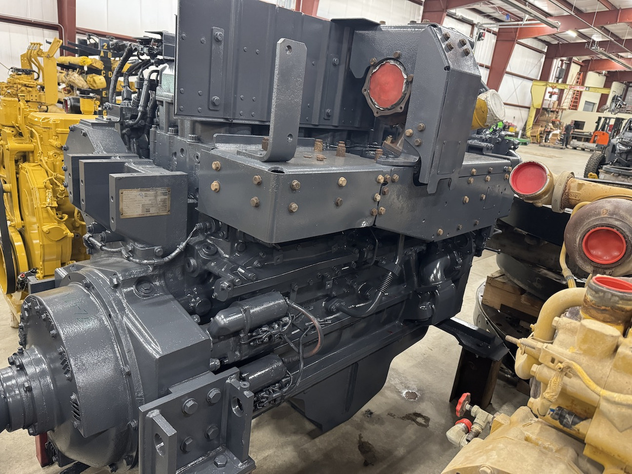 Komatsu SAA6D170E-5 - Motor für Baumaschine: das Bild 1 Komatsu SAA6D170E-5 - Motor für Baumaschine: das Bild 1