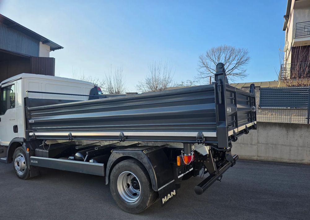 MAN TGL 12.250 /12.220 / ATEGO/ WYWROTKA / 2016 / NOWA ZABUDOWA - Kipper: das Bild 2 MAN TGL 12.250 /12.220 / ATEGO/ WYWROTKA / 2016 / NOWA ZABUDOWA - Kipper: das Bild 2