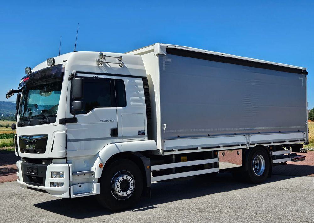 MAN TGM 15.290/E6/FIRANKA/BURTO-FIRANKA/SZKOŁA JAZDY/MAŁY ROZSTAW OSI/16PALET/WINDA/NISKI PRZEBIEG/2019/SERWISOWANY/JAK NOWY - Plane LKW: das Bild 1 MAN TGM 15.290/E6/FIRANKA/BURTO-FIRANKA/SZKOŁA JAZDY/MAŁY ROZSTAW OSI/16PALET/WINDA/NISKI PRZEBIEG/2019/SERWISOWANY/JAK NOWY - Plane LKW: das Bild 1