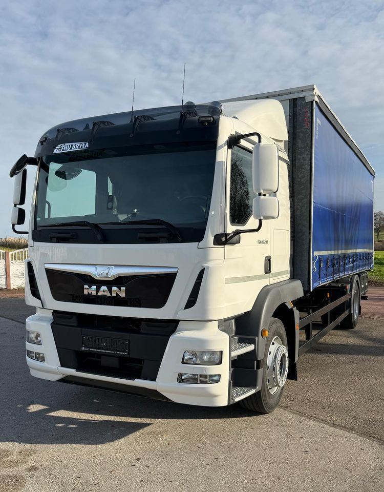 MAN TGM 15.290 / FIRANKA / 2016R / KLIMA POSTOJOWA /SPROWADZONY/ 8T ŁADOWNOŚĆ / 17 PALET / E6 / WINDA / - Plane LKW: das Bild 1 MAN TGM 15.290 / FIRANKA / 2016R / KLIMA POSTOJOWA /SPROWADZONY/ 8T ŁADOWNOŚĆ / 17 PALET / E6 / WINDA / - Plane LKW: das Bild 1