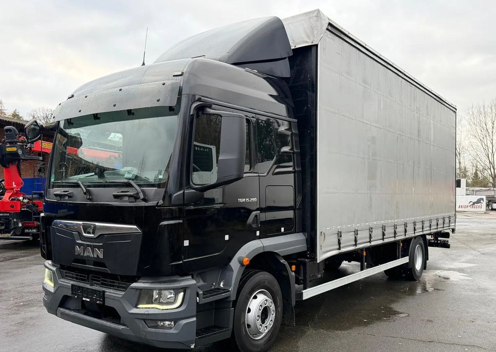 MAN TGM 15.290 / NOWY MODEL / E6 / 18PALET / 7720 ŁADOWNOŚĆ / SERWISOWANY / NOWY TACHOGRAF / NISKI PRZEBIEG / WINDA / FIRANKA / SPROWADZONY / 2022 / NISKI PRZEBIEG /PIERWSZY WŁAŚCICIEL/ - Plane LKW: das Bild 2 MAN TGM 15.290 / NOWY MODEL / E6 / 18PALET / 7720 ŁADOWNOŚĆ / SERWISOWANY / NOWY TACHOGRAF / NISKI PRZEBIEG / WINDA / FIRANKA / SPROWADZONY / 2022 / NISKI PRZEBIEG /PIERWSZY WŁAŚCICIEL/ - Plane LKW: das Bild 2