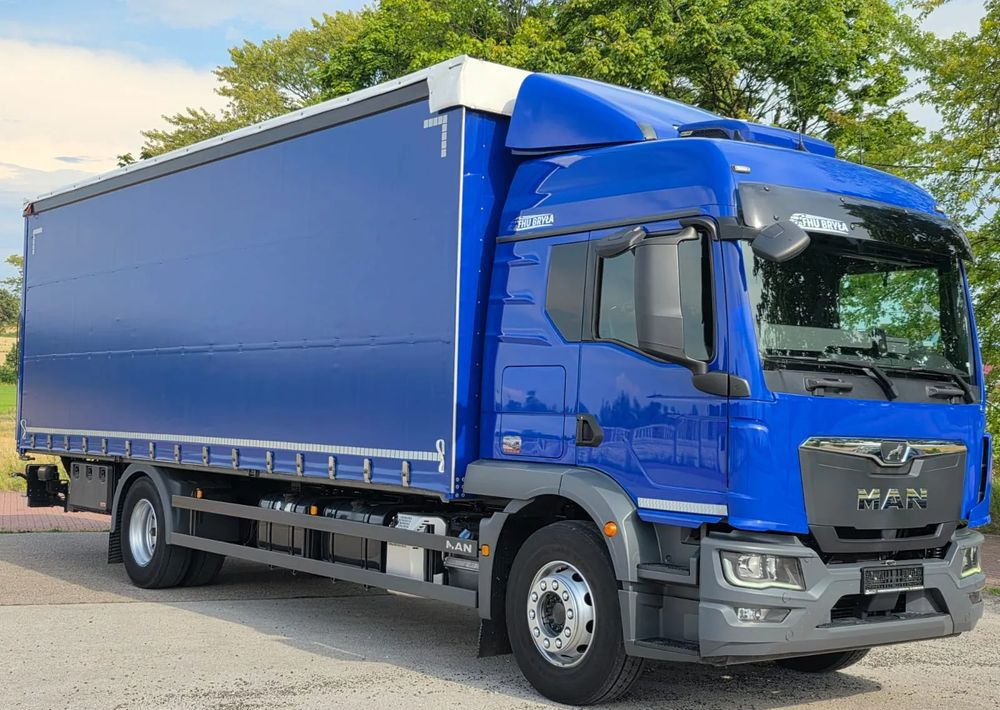 MAN TGM 18.320 / 18.290 / NOWY MODEL / E6 / 20PALET / 9200 ŁADOWNOŚĆ / SERWISOWANY / NISKI PRZEBIEG / WINDA / FIRANKA / SPROWADZONY / 2021 / NISKI PRZEBIEG /PIERWSZY WŁAŚCICIEL/ - Plane LKW: das Bild 1 MAN TGM 18.320 / 18.290 / NOWY MODEL / E6 / 20PALET / 9200 ŁADOWNOŚĆ / SERWISOWANY / NISKI PRZEBIEG / WINDA / FIRANKA / SPROWADZONY / 2021 / NISKI PRZEBIEG /PIERWSZY WŁAŚCICIEL/ - Plane LKW: das Bild 1