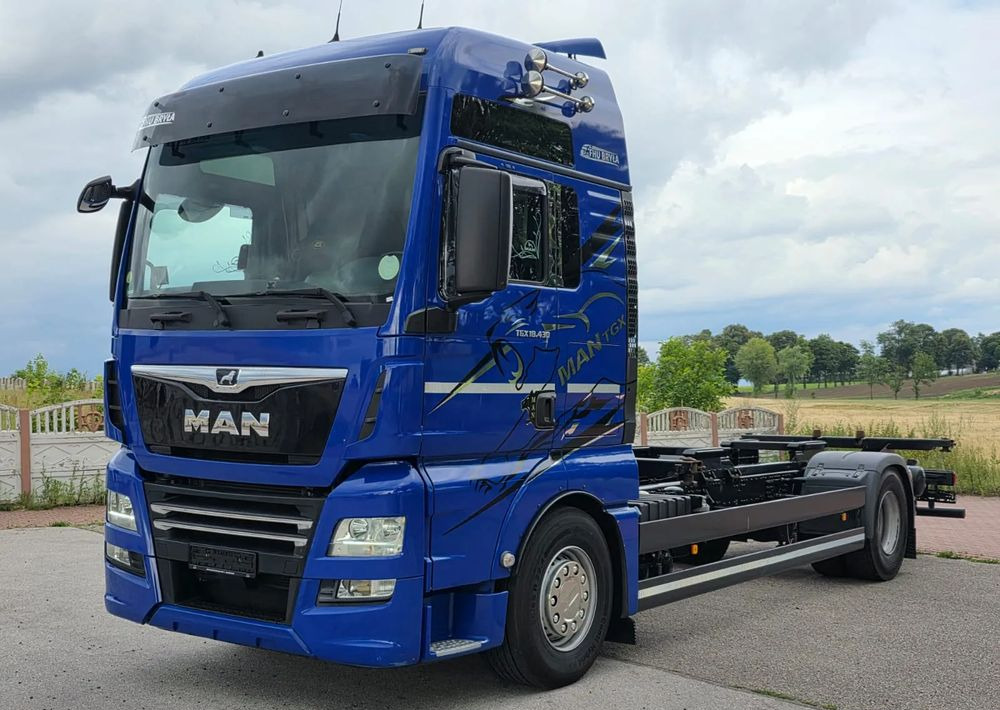 MAN TGX 18.430 / SPROWADZONY / DO ŻYWCA / 2020 / KLIMA POSTOJOWA / SERWISOWANY / JAK NOWY / NISKI PRZEBIEG / RAMA / BDF / E6 - Fahrgestell LKW: das Bild 1 MAN TGX 18.430 / SPROWADZONY / DO ŻYWCA / 2020 / KLIMA POSTOJOWA / SERWISOWANY / JAK NOWY / NISKI PRZEBIEG / RAMA / BDF / E6 - Fahrgestell LKW: das Bild 1