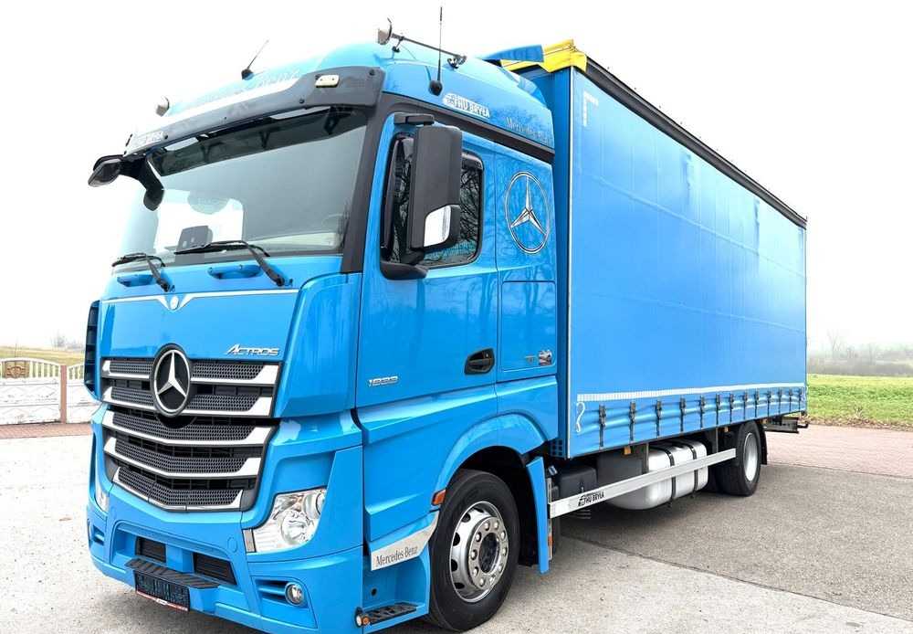 Mercedes-Benz ACTROS 1833 / FIRANKA/ WINDA / NOWY TACHOGRAF G2V2 / NOWE OPONY / 19PALET / 8TON ŁADOWNOŚCI / AUTOMAT / DUŻY SILNIK / SYPIALKA / SERWISOWANY / 2018 / JAK NOWY / - Plane LKW: das Bild 1 Mercedes-Benz ACTROS 1833 / FIRANKA/ WINDA / NOWY TACHOGRAF G2V2 / NOWE OPONY / 19PALET / 8TON ŁADOWNOŚCI / AUTOMAT / DUŻY SILNIK / SYPIALKA / SERWISOWANY / 2018 / JAK NOWY / - Plane LKW: das Bild 1