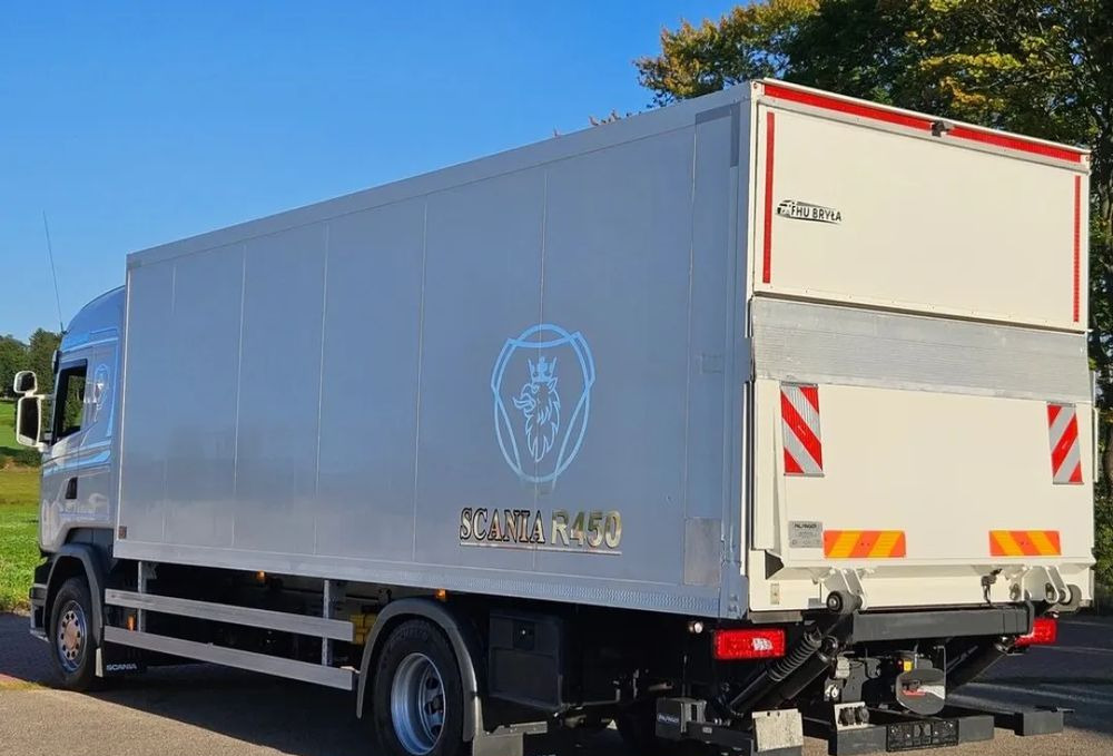 Scania R450/G410/G450/IZOTERMA/2017/DO BYDŁA/DO ŻYWCA/WINDA/KONTENER/SILNIK6/18PALET/EURO6/SPROWADZONA/NISKI PRZEBIEG/JEDEN WŁAŚCICIEL - Kühlkoffer LKW: das Bild 4 Scania R450/G410/G450/IZOTERMA/2017/DO BYDŁA/DO ŻYWCA/WINDA/KONTENER/SILNIK6/18PALET/EURO6/SPROWADZONA/NISKI PRZEBIEG/JEDEN WŁAŚCICIEL - Kühlkoffer LKW: das Bild 4