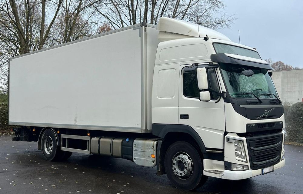Volvo FM 340 / IZOTERMA / WINDA / SPROWADZONY / 18 PALET / 10.2017 / E6 / STAN BARDZO DOBRY - Kühlkoffer LKW: das Bild 2 Volvo FM 340 / IZOTERMA / WINDA / SPROWADZONY / 18 PALET / 10.2017 / E6 / STAN BARDZO DOBRY - Kühlkoffer LKW: das Bild 2
