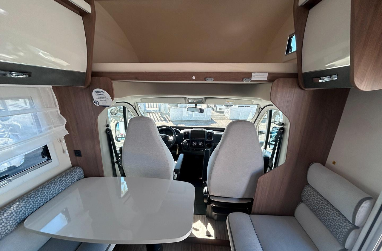 Elnagh BARON 65 - Alkoven Wohnmobil: das Bild 4 Elnagh BARON 65 - Alkoven Wohnmobil: das Bild 4