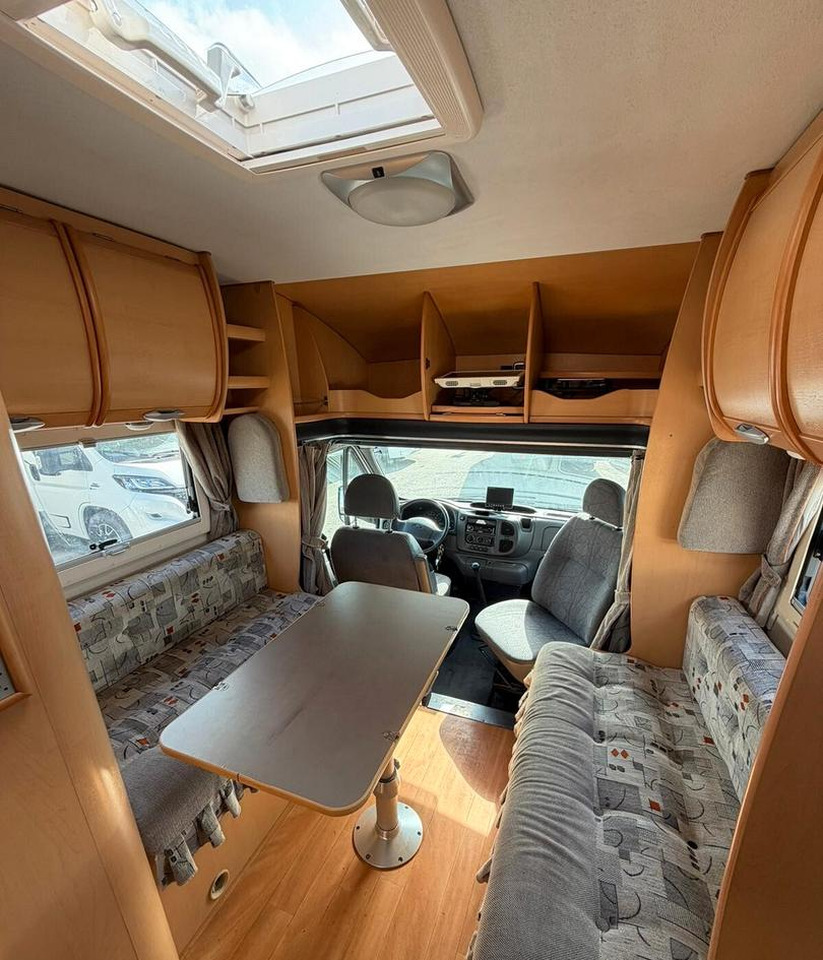 ROLLER TEAM GRANDUCA GARAGE P - Teilintegriertes Wohnmobil: das Bild 5 ROLLER TEAM GRANDUCA GARAGE P - Teilintegriertes Wohnmobil: das Bild 5