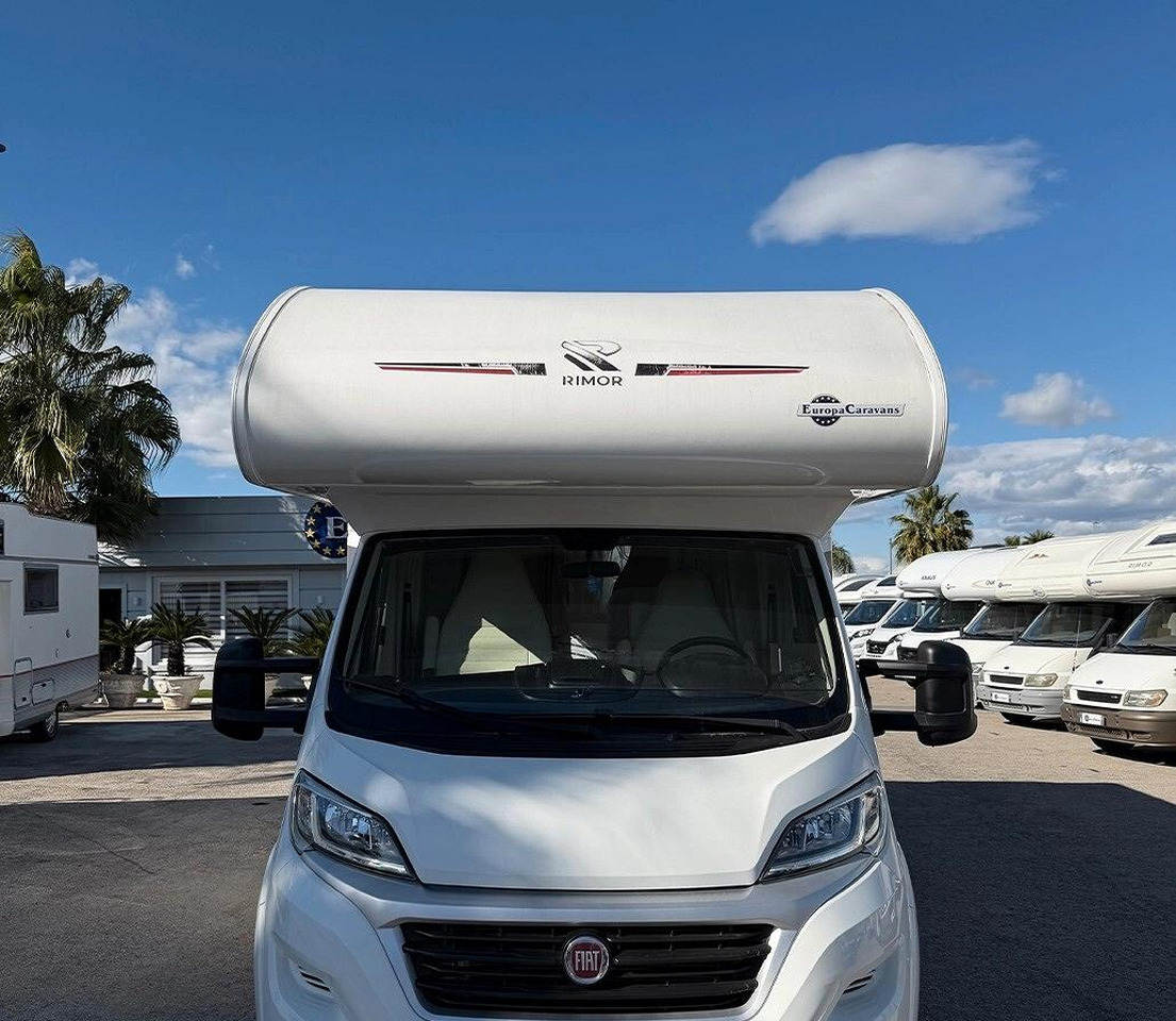 Rimor SEAL 3 - Alkoven Wohnmobil: das Bild 1 Rimor SEAL 3 - Alkoven Wohnmobil: das Bild 1