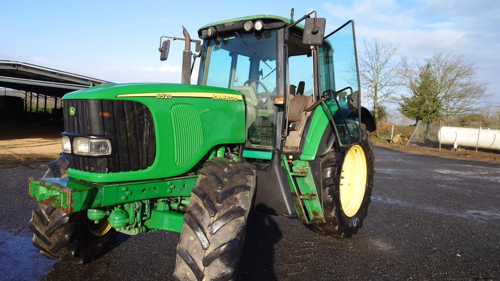 JOHN DEERE 6520 - Landmaschine: das Bild 2 JOHN DEERE 6520 - Landmaschine: das Bild 2