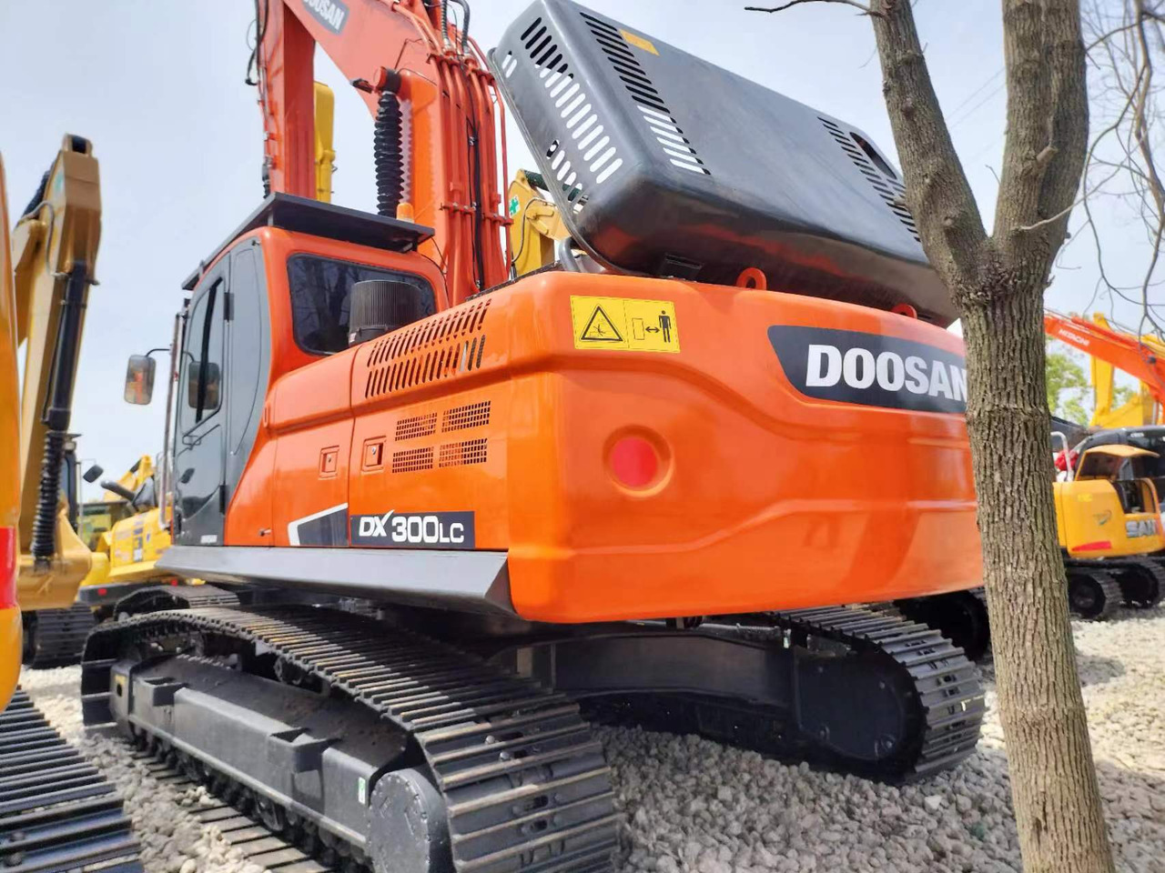 Doosan DX 300 Korea imports doosan DX300 - Kettenbagger: das Bild 1 Doosan DX 300 Korea imports doosan DX300 - Kettenbagger: das Bild 1