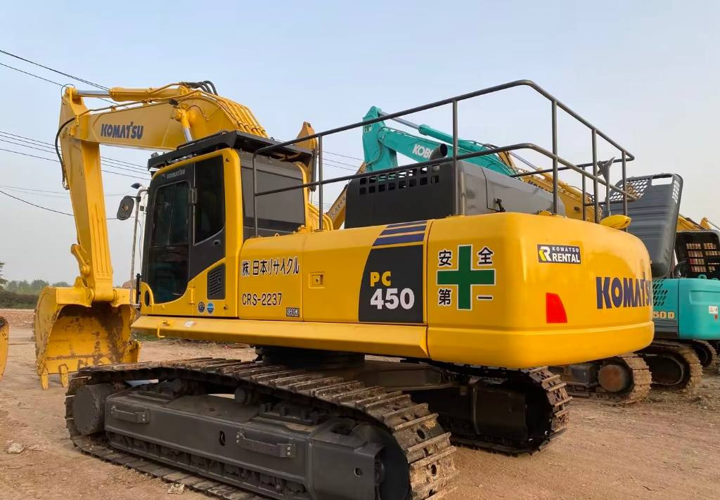 KOMATSU PC 450-8 - Kettenbagger: das Bild 1 KOMATSU PC 450-8 - Kettenbagger: das Bild 1