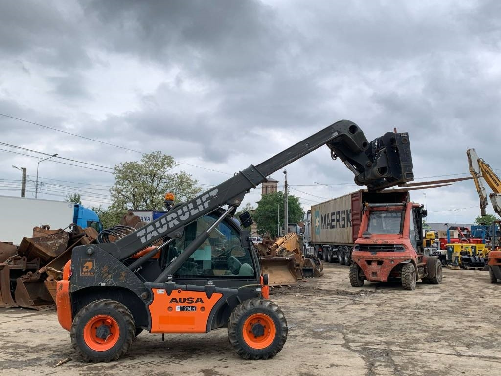 Ausa T 204 H - Teleskoplader: das Bild 5 Ausa T 204 H - Teleskoplader: das Bild 5