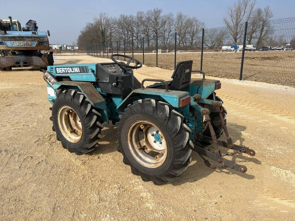 Bertolini 2033 - Traktor: das Bild 5 Bertolini 2033 - Traktor: das Bild 5