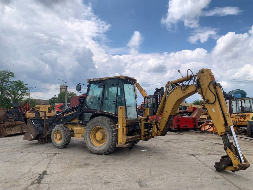 CAT 442 D - Baggerlader: das Bild 3 CAT 442 D - Baggerlader: das Bild 3