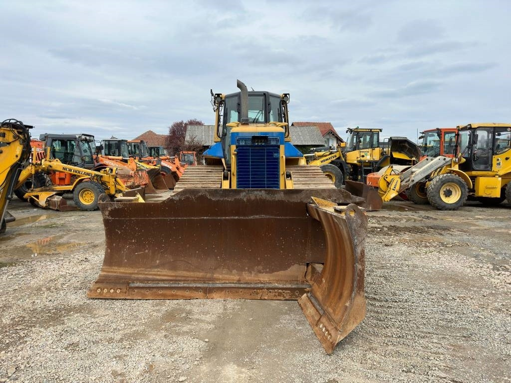 CAT D 6 N LGP - Bulldozer: das Bild 2 CAT D 6 N LGP - Bulldozer: das Bild 2
