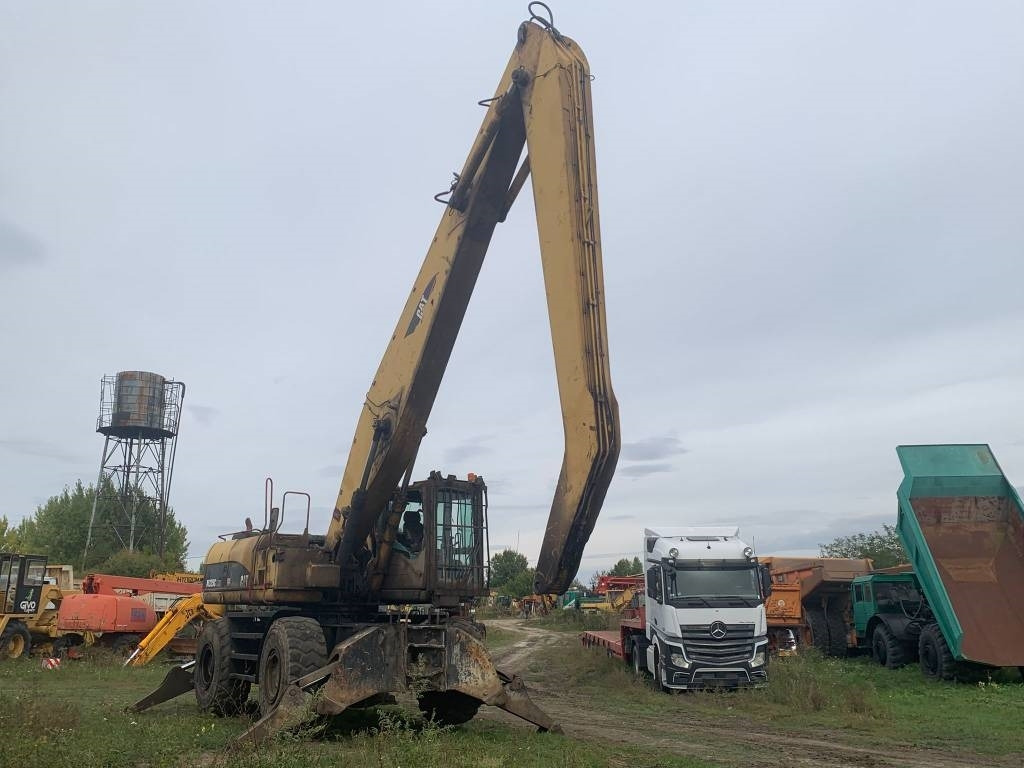 Umschlagbagger CAT M 325 C L MH: das Bild 6 Umschlagbagger CAT M 325 C L MH: das Bild 6