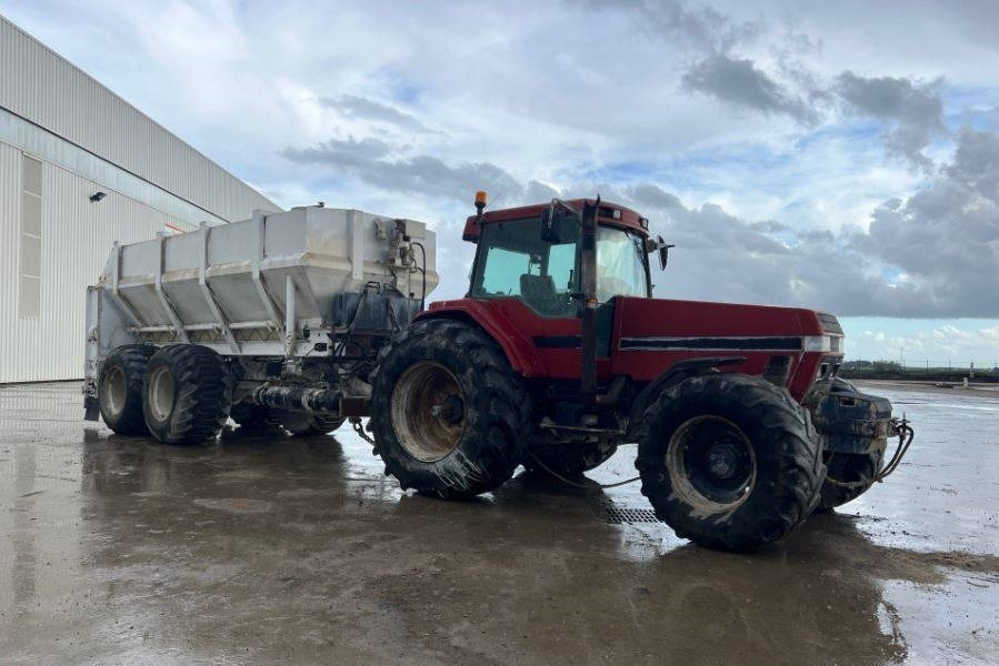 Case IH 7240 - Traktor: das Bild 3 Case IH 7240 - Traktor: das Bild 3