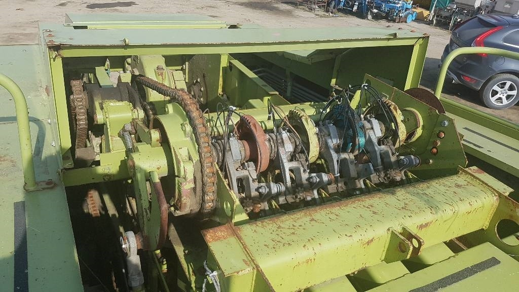 Fortschritt 530 - Packenpresse: das Bild 3 Fortschritt 530 - Packenpresse: das Bild 3