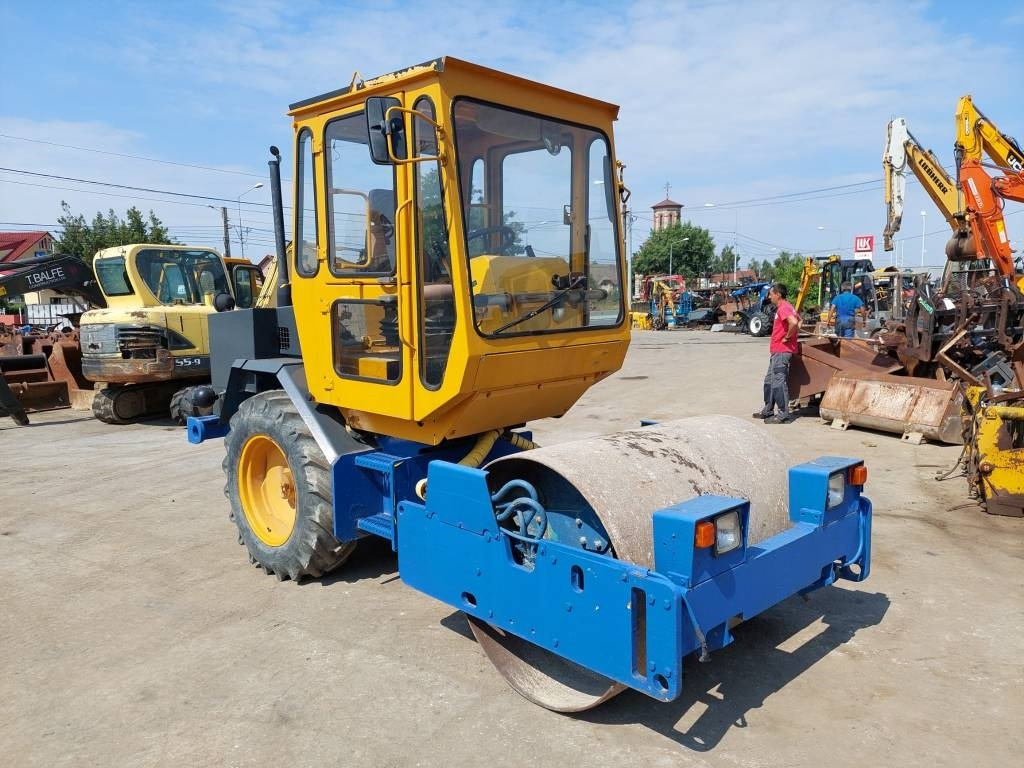 Hamm 2210SD - Walzenzug: das Bild 2 Hamm 2210SD - Walzenzug: das Bild 2