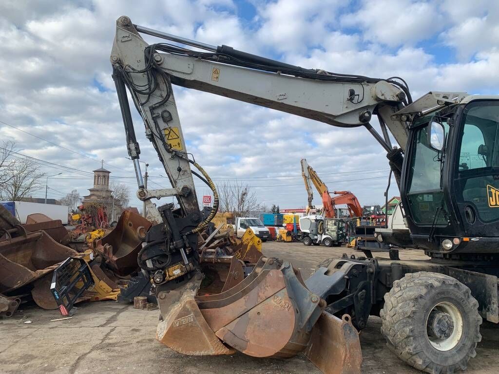 JCB JS145W+Engcon Rototilt EC219 - Mobilbagger: das Bild 4 JCB JS145W+Engcon Rototilt EC219 - Mobilbagger: das Bild 4